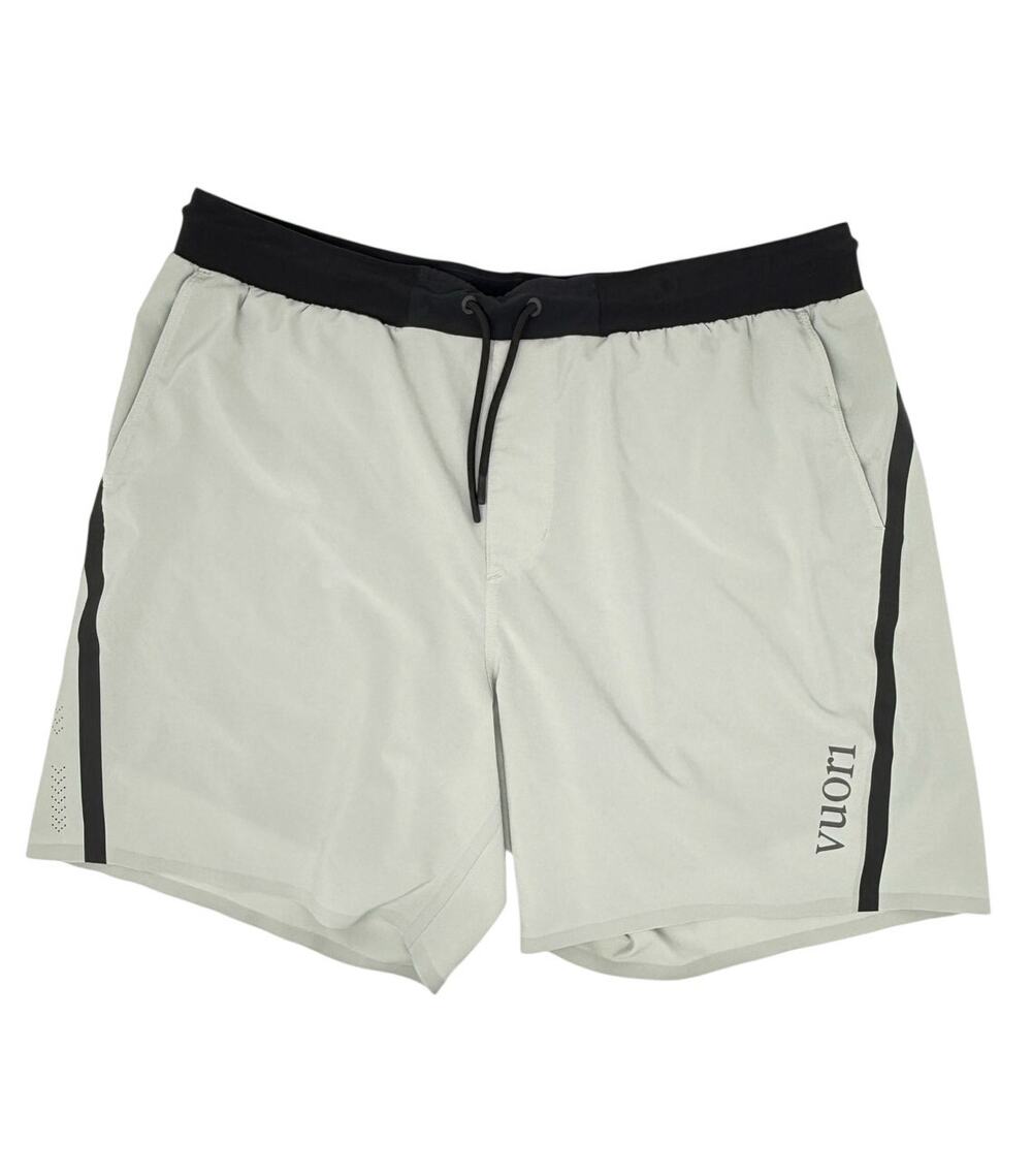 Vuori Men's Domain Performance Shorts Sky Grey XL Athletic Sporty Athleisure GUC